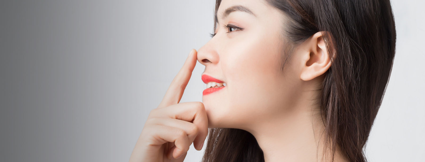 Antalya Rinoplasti Doktoru Doç Dr Sema Koç